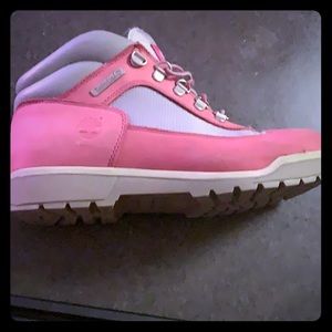 Ankle high pink pair of timberlands
